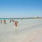 Casa Frontemare Posto Rosso Дом отдыха *