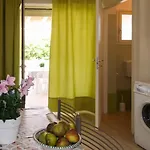 Дом отдыха Casa Frontemare Posto Rosso Торре-Сан-Джованни-Удженто