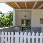 Casa Frontemare Posto Rosso Торре-Сан-Джованни-Удженто