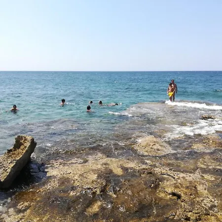 Semesterbostad Casa Frontemare Posto Rosso Torre San Giovanni Ugento