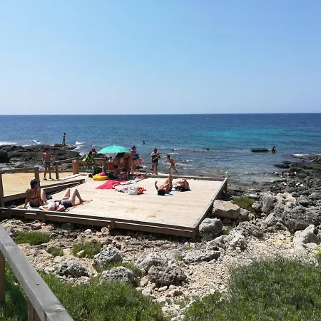 Casa Frontemare Posto Rosso Tatil Evi *