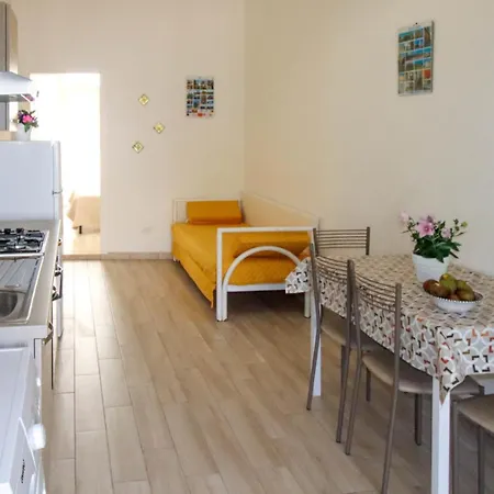 Tatil Evi Casa Frontemare Posto Rosso Torre San Giovanni Ugento