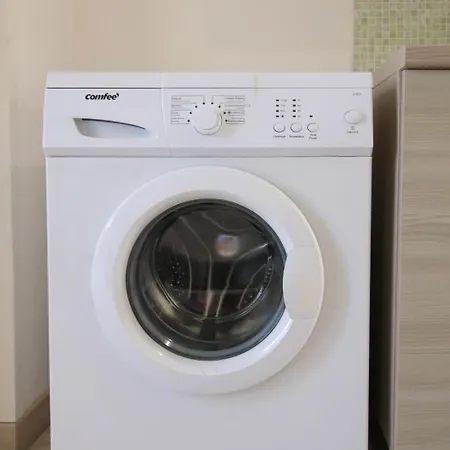 Casa Frontemare Posto Rosso 度假居